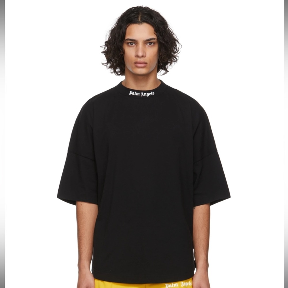 Extra Large Basic Black Palm Angels Tshirt in Extra Large